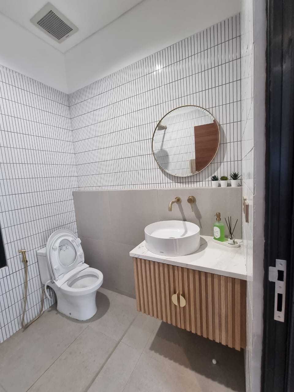 WhatsApp Image 2024-08-14 at 16.56.57 (1)