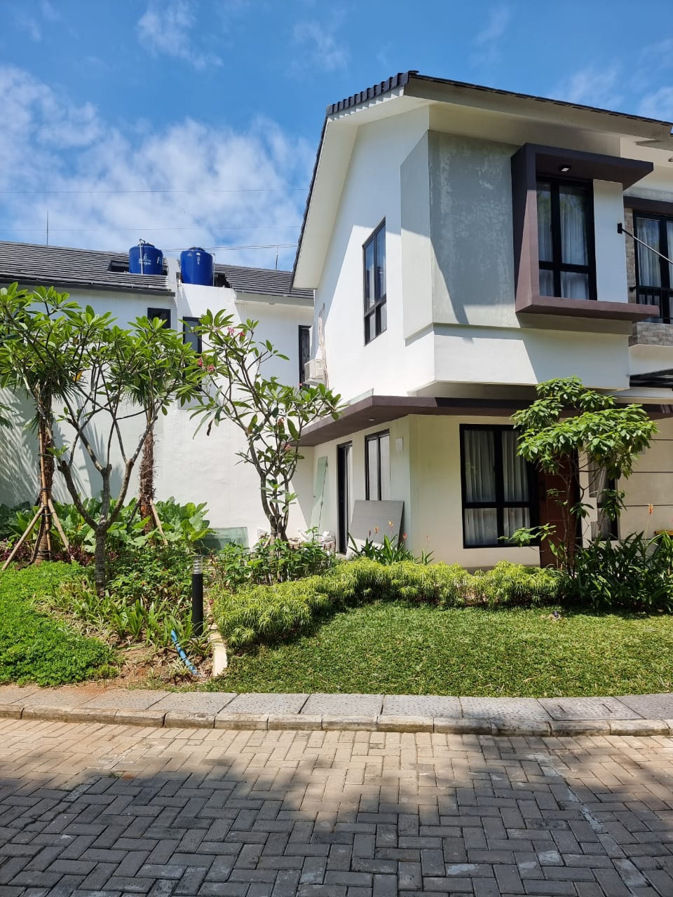 WhatsApp Image 2024-08-14 at 17.02.09 (1)